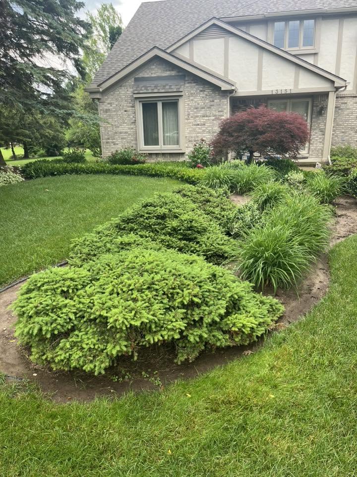 Garden bed and mulch landscaping project